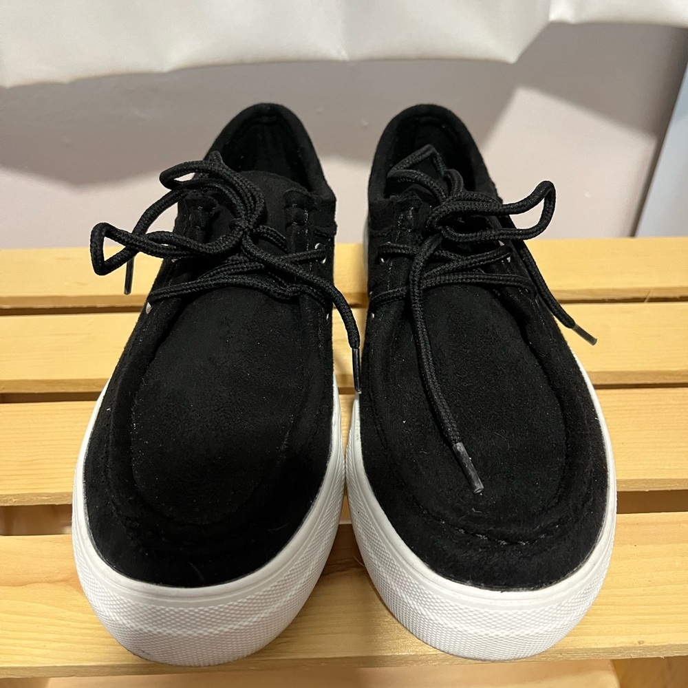 Black and White Moccasin Style Sneakers